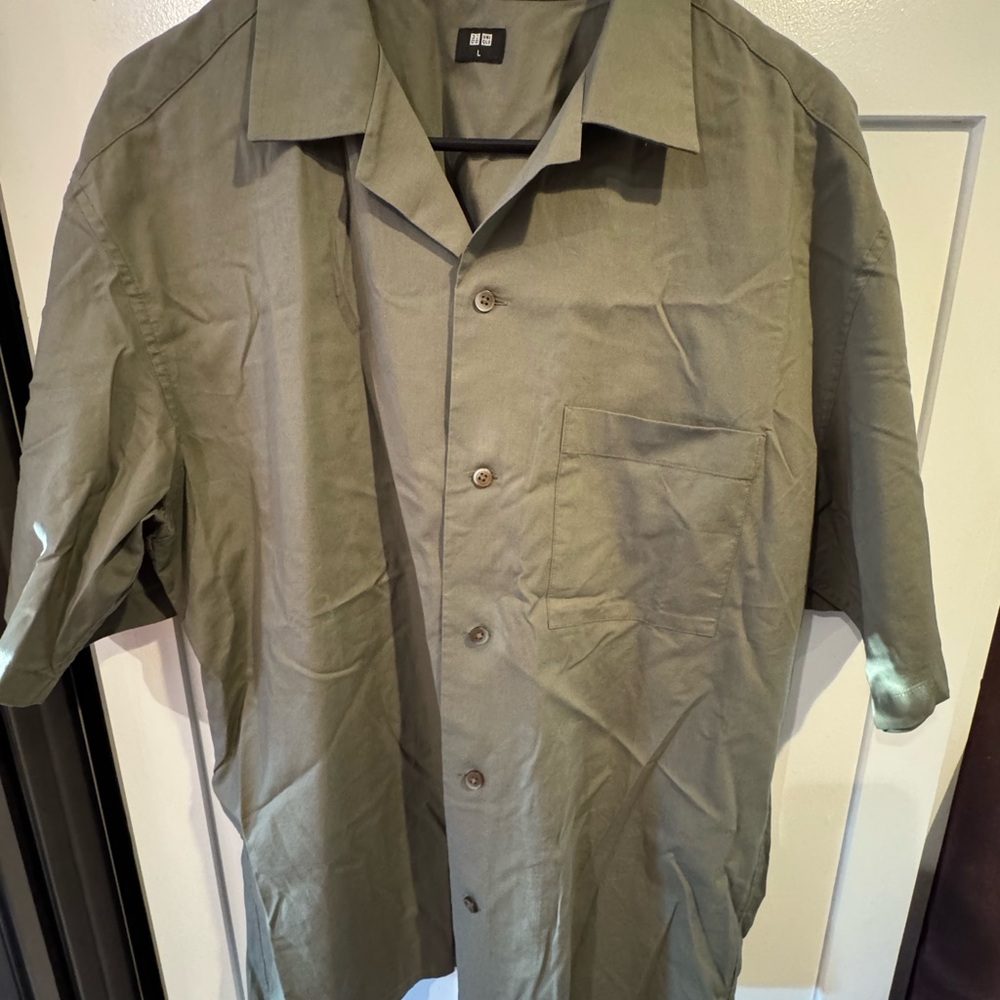 Uniqlo Olive Green Casual Shirt